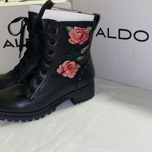Womens Aldo combat boot